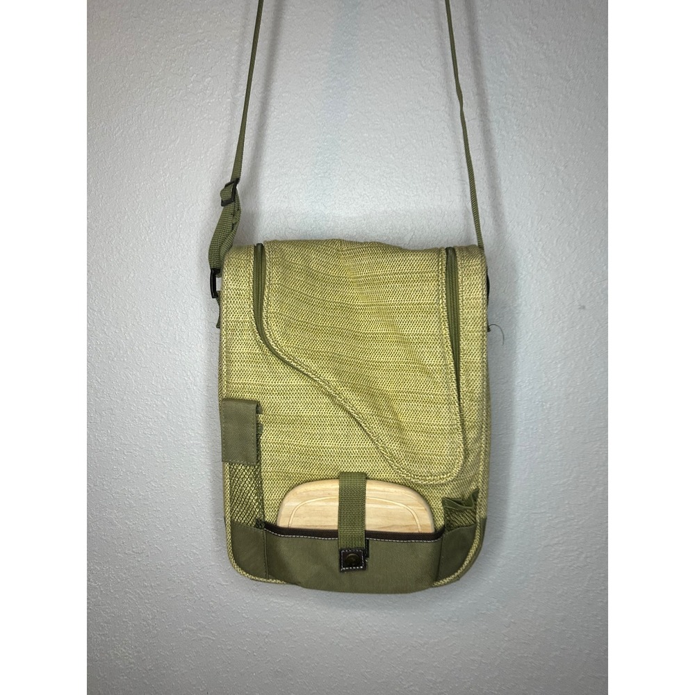 Picnic at Ascot Woven Crossbody Bag with Wooden Cutting Board